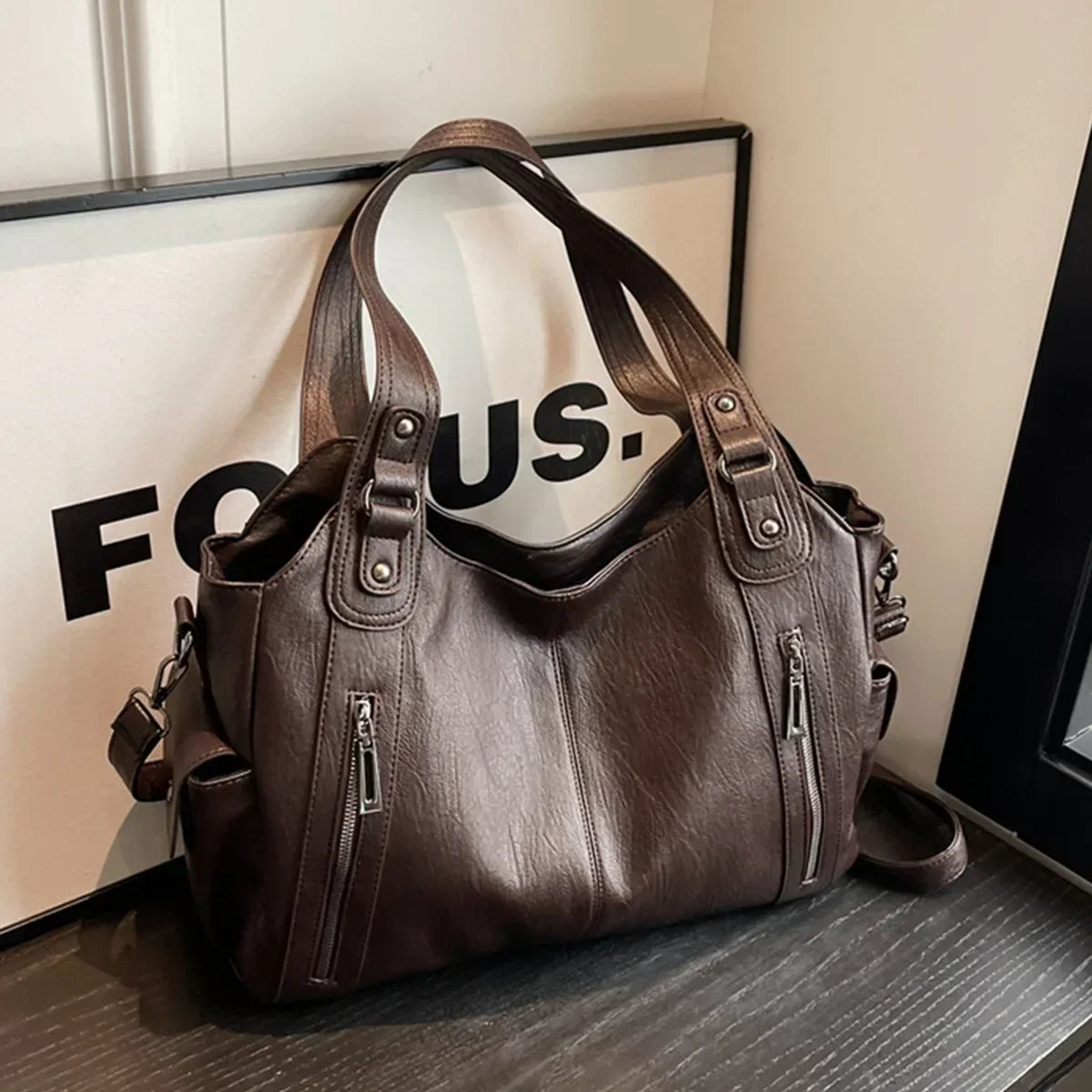 Soft Interior Compartment Shoulder Bags 2025 High Quality Contrasting Colors Bags for Women Fashion Zipper Pu Women'S Handbags