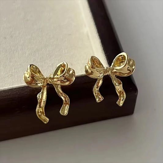 Vintage Metal Bowknot Earrings for Women Sweet Elegant Gold Color Women'S Stud Earring Christmas Party Jewelry