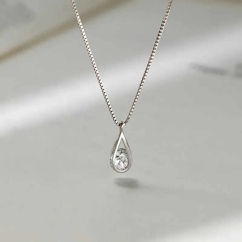 New 925 Sterling Silver Zircon Water Droplet Necklace with Shimmering Geometric Collarbone Chain for Women'S Minimalist Jewelry