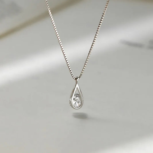 New 925 Sterling Silver Zircon Water Droplet Necklace with Shimmering Geometric Collarbone Chain for Women'S Minimalist Jewelry