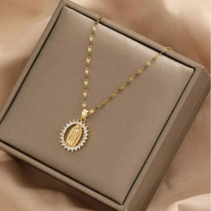 European and American Fashion and Gorgeous Women'S All Sky Star Micro Inlaid Colorful Zircon Virgin Mary Hollow Necklace