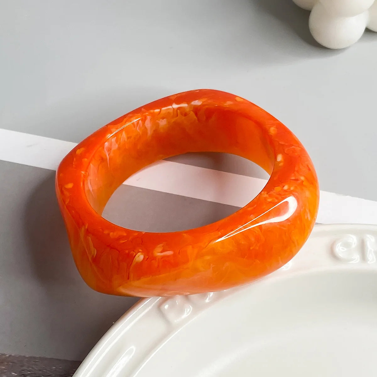 Vintage Punk Brown Coffee Thick Resin Acrylic Bangles Geometric Irregular Wide Cuff Bangle Bracelet for Women Men Jewelry